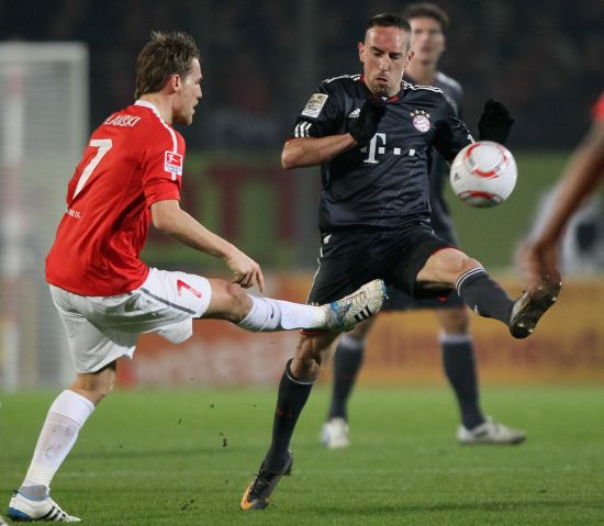 瞬间层出不 瞬间层出不